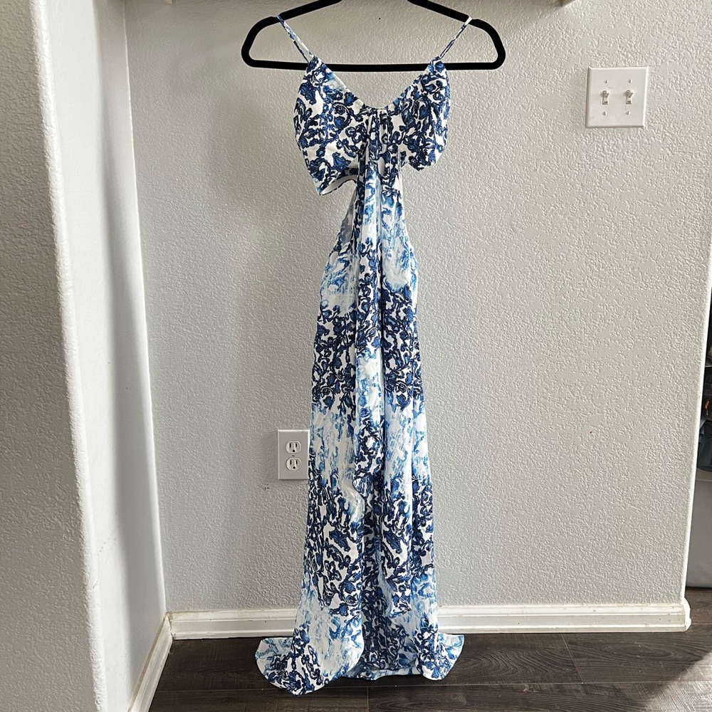 BCBGMaxAzira Alyce floral dress